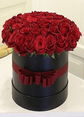  Kutuda Çiçek - 41 adet kırmız group güller