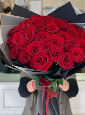 İthal Kırmızı Gül Buketi